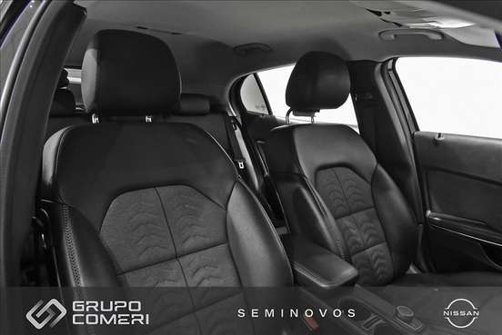 MERCEDES-BENZ-GLA 200-2018