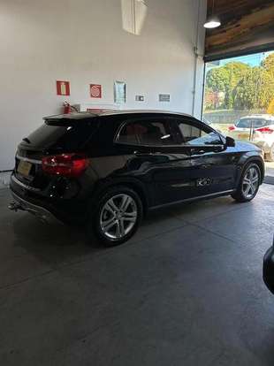 MERCEDES-BENZ-GLA 200-1.6 CGI VISION BLACK EDITION 16V TURBO GASOLINA 4P AUTOMÁTICO MERCEDES-BENZ-GLA 200-2014