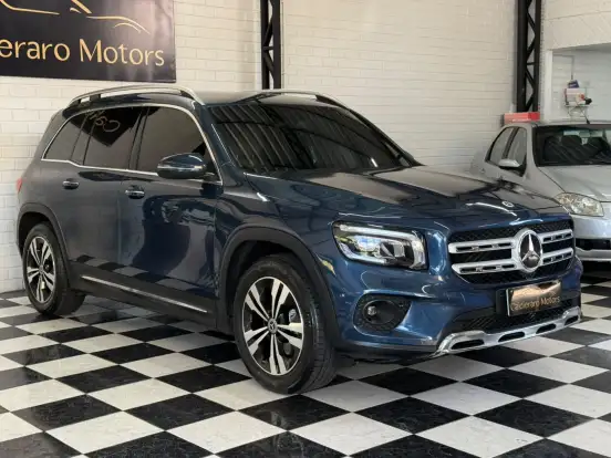 MERCEDES-BENZ-GLB 200-2021