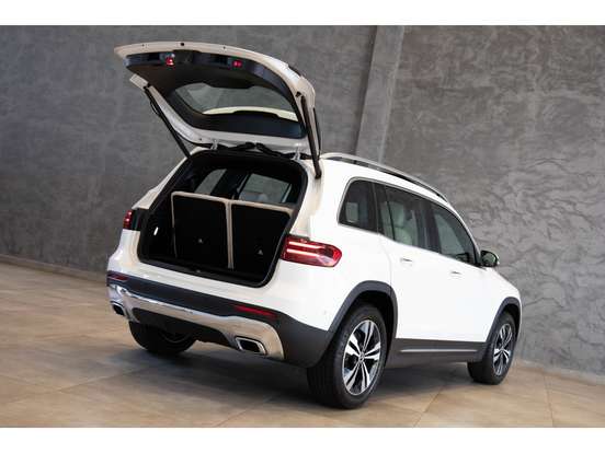 MERCEDES-BENZ-GLB 220-2024