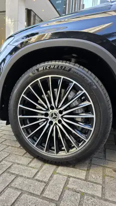 MERCEDES-BENZ-GLC 300-2.0 MHEV AMG LINE 4MATIC 9G-TRONIC MERCEDES-BENZ-GLC 300-2025
