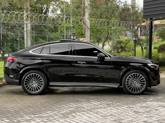 MERCEDES-BENZ-GLC 300-2025