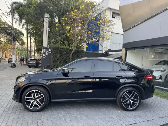 MERCEDES-BENZ-GLE 43 AMG-2016