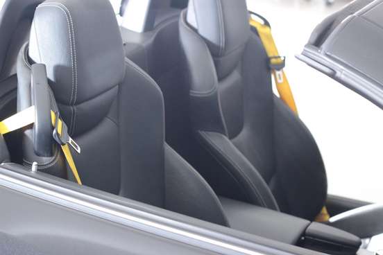 MERCEDES-BENZ-SLK 200-2011