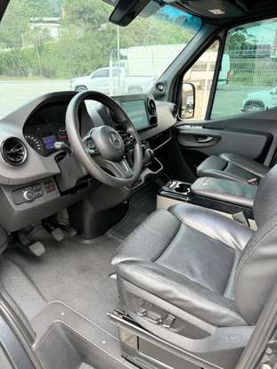 MERCEDES-BENZ-SPRINTER-2021