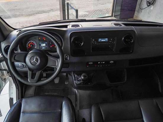 MERCEDES-BENZ-SPRINTER-2022