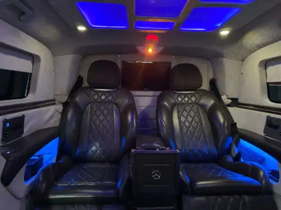 MERCEDES-BENZ-VITO-2.0 CGI FLEX TOURER 119 LUXO 8L MANUAL MERCEDES-BENZ-VITO-2016