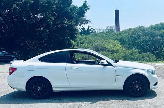 MERCEDES-BENZ-C 180-2012