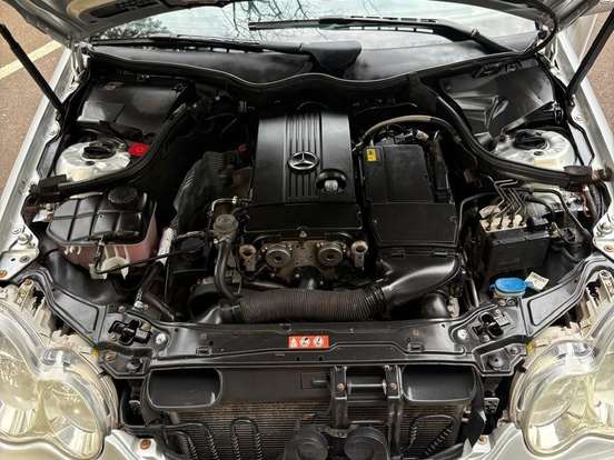 MERCEDES-BENZ-C 180 K-1.8 CLASSIC KOMPRESSOR 16V 143 CV GASOLINA 4P AUTOMÁTICO MERCEDES-BENZ-C 180 K-2005