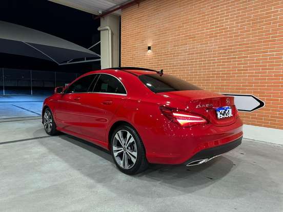 MERCEDES-BENZ-CLA 200-2017