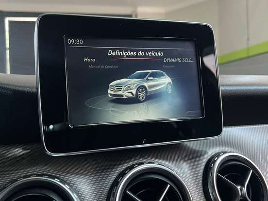 MERCEDES-BENZ-GLA 200-1.6 CGI STYLE 16V TURBO FLEX 4P AUTOMÁTICO MERCEDES-BENZ-GLA 200-2016