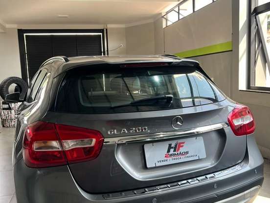 MERCEDES-BENZ-GLA 200-1.6 CGI STYLE 16V TURBO FLEX 4P AUTOMÁTICO MERCEDES-BENZ-GLA 200-2016