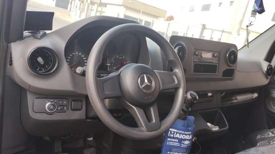 MERCEDES-BENZ-SPRINTER-2021