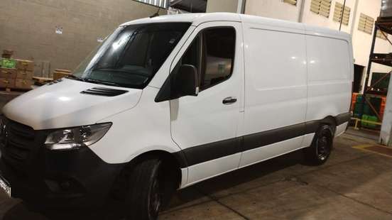 MERCEDES-BENZ-SPRINTER-2021