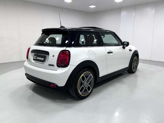MINI-COOPER-2023