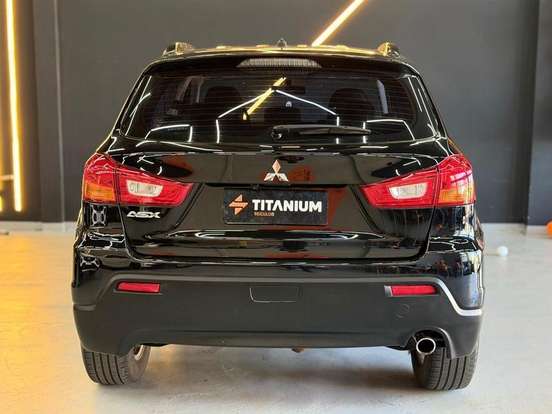 MITSUBISHI-ASX-2012