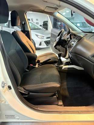 MITSUBISHI-ASX-2014