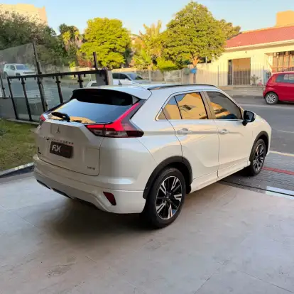 MITSUBISHI-ECLIPSE CROSS-2024