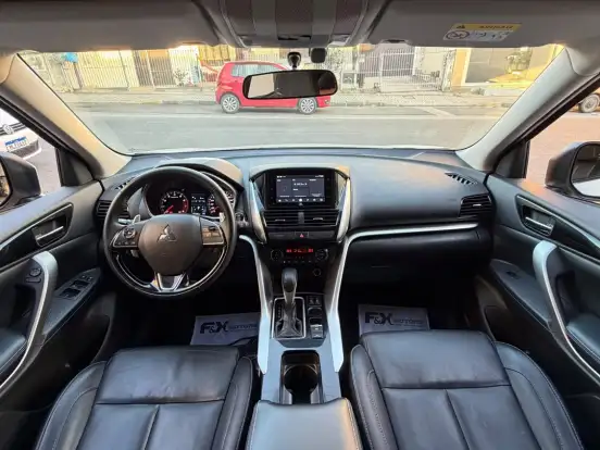 MITSUBISHI-ECLIPSE CROSS-1.5 MIVEC TURBO GASOLINA HPE CVT MITSUBISHI-ECLIPSE CROSS-2024