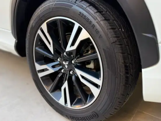 MITSUBISHI-ECLIPSE CROSS-1.5 MIVEC TURBO GASOLINA HPE CVT MITSUBISHI-ECLIPSE CROSS-2024