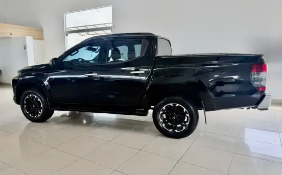 MITSUBISHI-L200 TRITON-2023