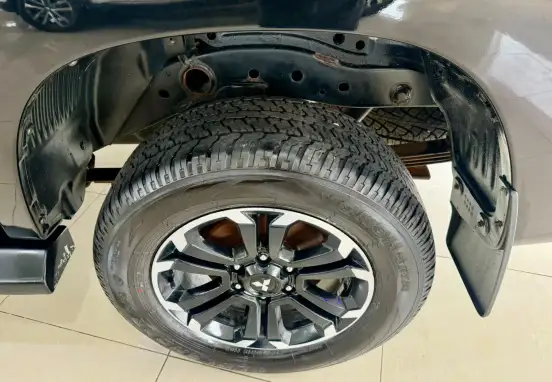 MITSUBISHI-L200 TRITON-2023