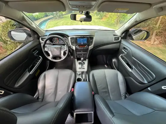 MITSUBISHI-L200 TRITON-2023
