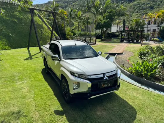 MITSUBISHI-L200 TRITON-2023