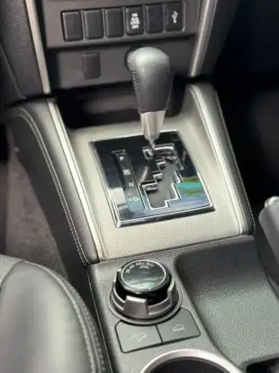 MITSUBISHI-L200 TRITON-2023