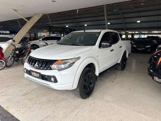 MITSUBISHI-L200 TRITON-2.4 16V TURBO DIESEL OUTDOOR GLX CD 4X4 MANUAL MITSUBISHI-L200 TRITON-2022