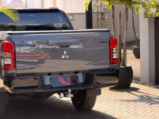 MITSUBISHI-L200 TRITON-2024