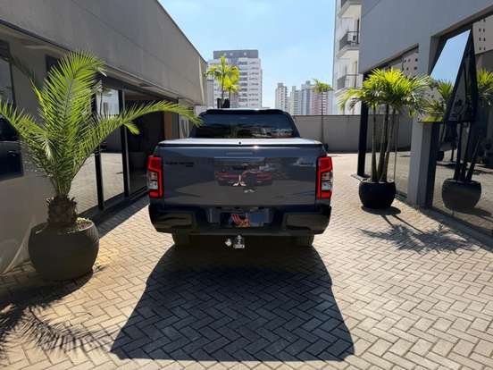MITSUBISHI-L200 TRITON-2.4 16V TURBO DIESEL SPORT HPE-S URBAN CD 4P 4X4 AUTOMÁTICO MITSUBISHI-L200 TRITON-2024