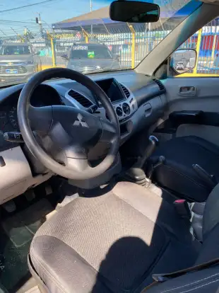 MITSUBISHI-L200 TRITON-2015