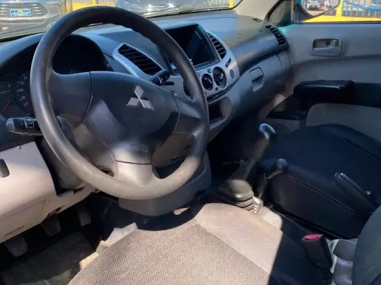 MITSUBISHI-L200 TRITON-3.2 GL 4X4 CD 16V TURBO INTERCOLER DIESEL 4P MANUAL MITSUBISHI-L200 TRITON-2015