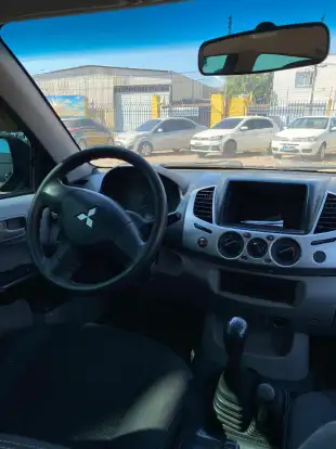MITSUBISHI-L200 TRITON-2015