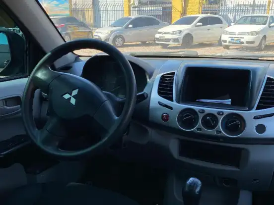 MITSUBISHI-L200 TRITON-3.2 GL 4X4 CD 16V TURBO INTERCOLER DIESEL 4P MANUAL MITSUBISHI-L200 TRITON-2015