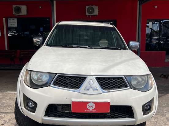 MITSUBISHI-L200 TRITON-3.2 HPE 4X4 CD 16V TURBO INTERCOOLER DIESEL 4P MANUAL MITSUBISHI-L200 TRITON-2010