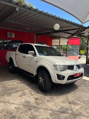 MITSUBISHI-L200 TRITON-2010