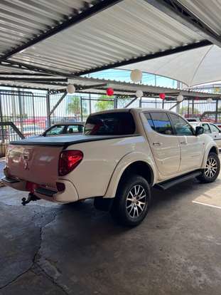 MITSUBISHI-L200 TRITON-2010