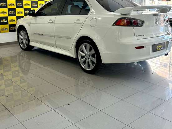 MITSUBISHI-LANCER-2.0 CVT 16V GASOLINA 4P AUTOMÁTICO MITSUBISHI-LANCER-2014