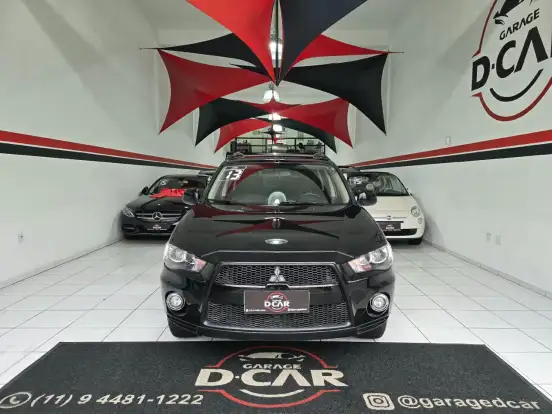 MITSUBISHI-OUTLANDER-2013
