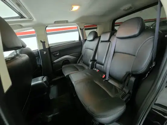 MITSUBISHI-OUTLANDER-2.0 16V GASOLINA 4P AUTOMÁTICO MITSUBISHI-OUTLANDER-2013