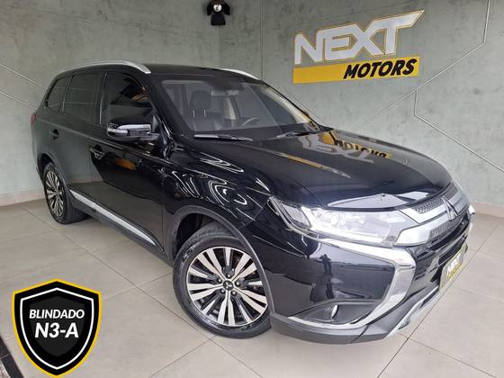 MITSUBISHI OUTLANDER 2.0 MIVEC GASOLINA HPE AUTOMÁTICO