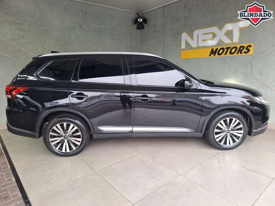 MITSUBISHI-OUTLANDER-2.0 MIVEC GASOLINA HPE AUTOMÁTICO MITSUBISHI-OUTLANDER-2021