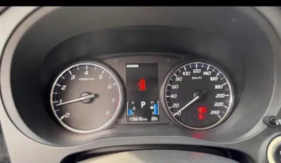 MITSUBISHI-OUTLANDER-2016