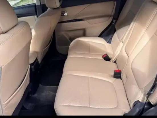 MITSUBISHI-OUTLANDER-3.0 GT 4X4 V6 24V GASOLINA 4P AUTOMÁTICO MITSUBISHI-OUTLANDER-2016