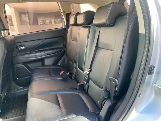 MITSUBISHI-OUTLANDER-3.0 GT 4X4 V6 24V GASOLINA 4P AUTOMÁTICO MITSUBISHI-OUTLANDER-2016