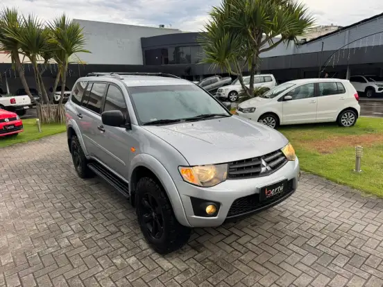 MITSUBISHI-PAJERO DAKAR-2015