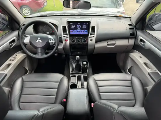MITSUBISHI-PAJERO DAKAR-3.2 4X4 16V TURBO INTERCOOLER DIESEL 4P MANUAL MITSUBISHI-PAJERO DAKAR-2015