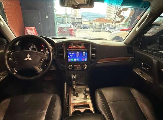 MITSUBISHI-PAJERO FULL-2011